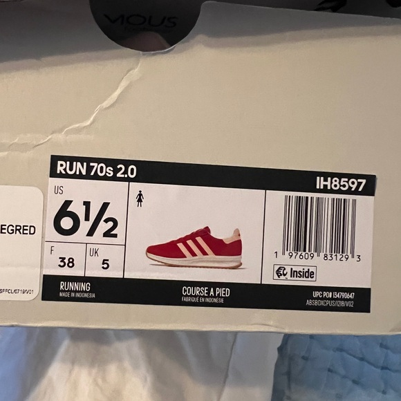 NIB Adidas - Picture 2 of 3